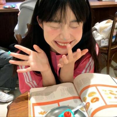 夜店实拍：富二代酒吧消费天价，评论区两极分化